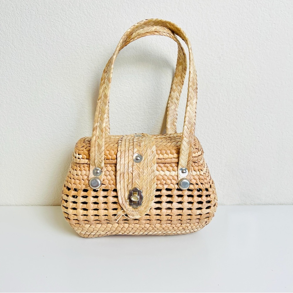 VTG Woven Natural Straw Latch Basket Purse Bag - Picture 1 of 5